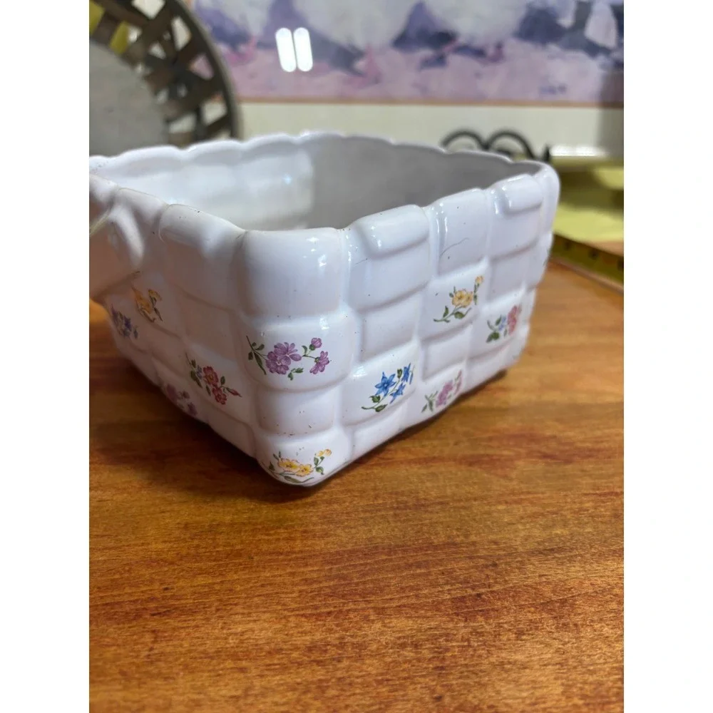 Teleflora Gift Ceramic Basketweave Planter White Floral Square Vase Cottagecore